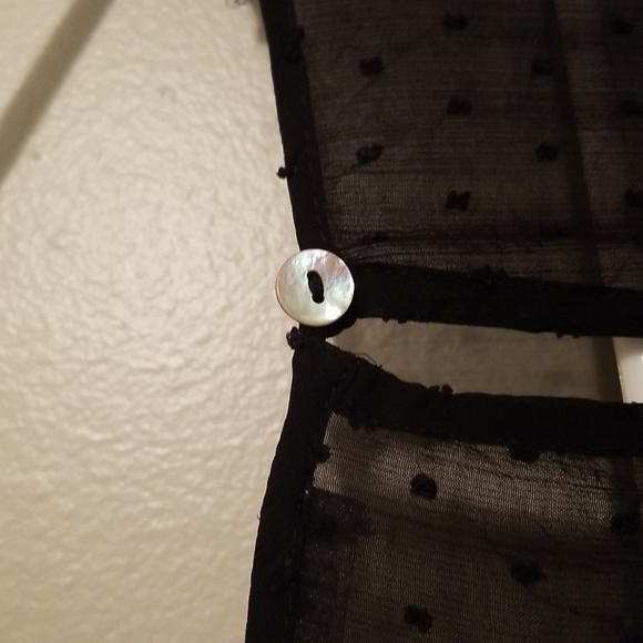 Black Lace Flowy Boho Top with Sheer Shoulders - Picture 9 of 9